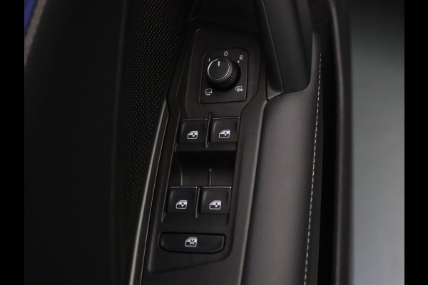Volkswagen Tiguan eHybrid 204pk R-Line Business Elektrisch glazen panorama-dak | Lederenbekleding