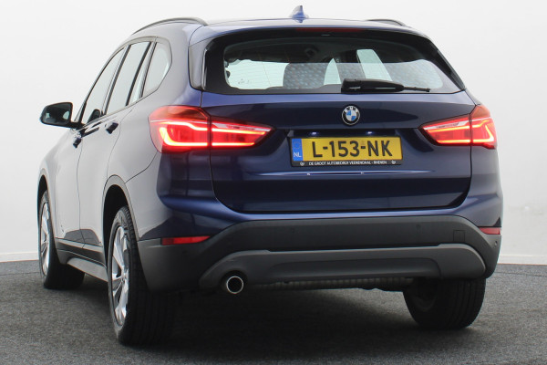 BMW X1 sDrive18i High Executive Edition LED, Navigatie, Sportstoelen, Stoelverwarming, PDC