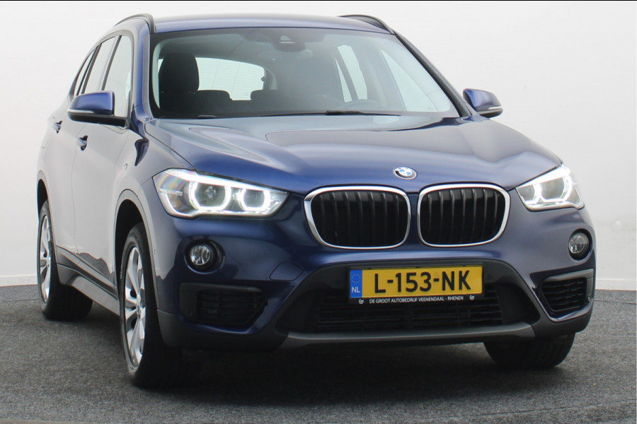 BMW X1 sDrive18i High Executive Edition LED, Navigatie, Sportstoelen, Stoelverwarming, PDC
