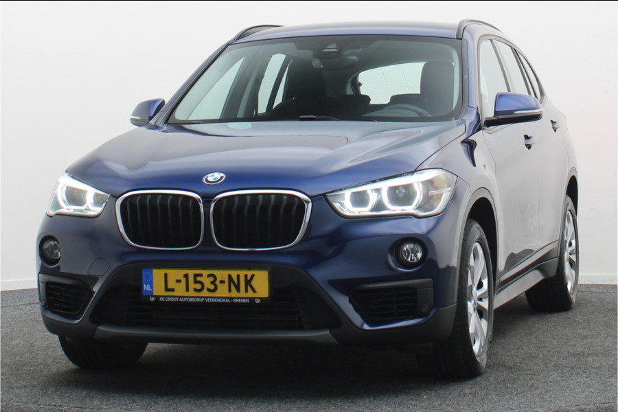 BMW X1 sDrive18i High Executive Edition LED, Navigatie, Sportstoelen, Stoelverwarming, PDC