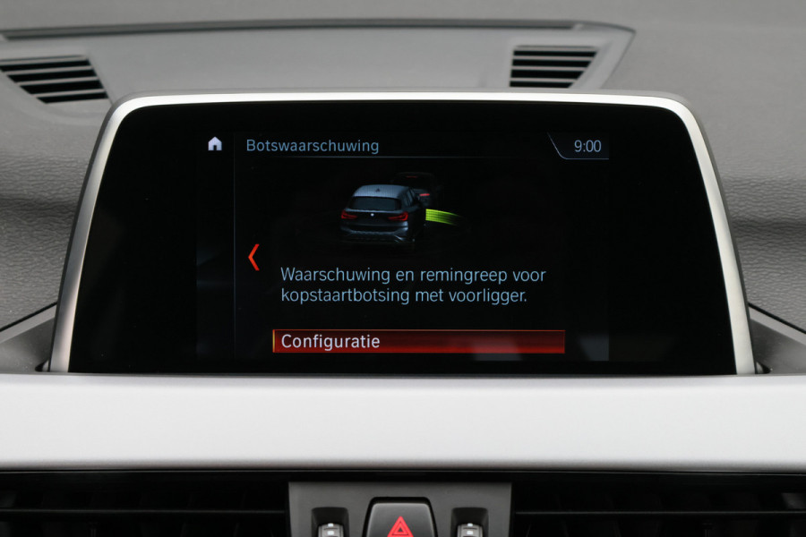 BMW X1 sDrive18i High Executive Edition LED, Navigatie, Sportstoelen, Stoelverwarming, PDC