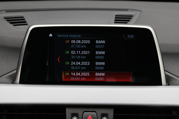 BMW X1 sDrive18i High Executive Edition LED, Navigatie, Sportstoelen, Stoelverwarming, PDC