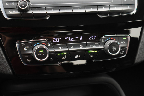 BMW X1 sDrive18i High Executive Edition LED, Navigatie, Sportstoelen, Stoelverwarming, PDC