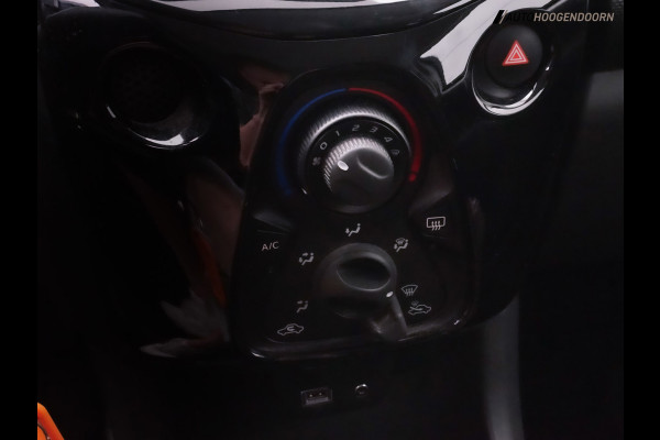 Citroën C1 1.0 VTi Feel Sport (ACHTERUITRIJCAMERA,CRUISE CONTROL,APPLE CARPLAY,AIRCO,SPORTSTOELEN,START-STOP,LED,TOPCONDITIE)