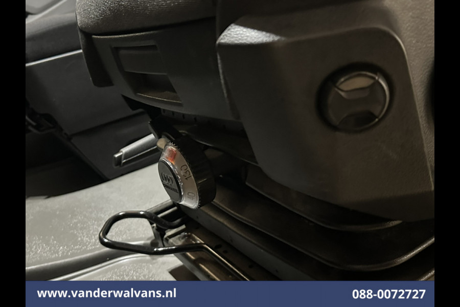 Volkswagen Crafter 2.0 TDI 141pk L3H3 L2H2 Euro6 Airco | Navigatie | Apple Carplay | Chauffeursstoel Android Auto, Standkachel, Parkeersensoren, 3000kg trekvermogen
