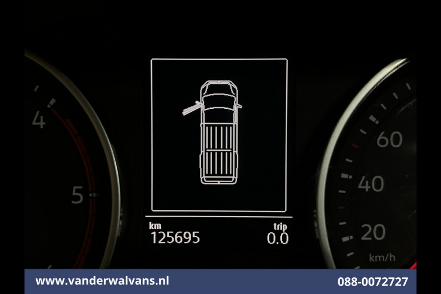 Volkswagen Crafter 2.0 TDI 141pk L3H3 L2H2 Euro6 Airco | Navigatie | Apple Carplay | Chauffeursstoel Android Auto, Standkachel, Parkeersensoren, 3000kg trekvermogen