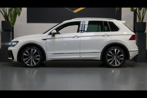 Volkswagen Tiguan 2.0 TSI 3x R-Line AUTOMAAT-360 CAM-ACC-HUD-KEYLESS-LEDER-MEMORY-NAVIGATIE-PANORAMA-VIRTUEEL-TREKHAAK