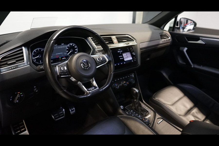 Volkswagen Tiguan 2.0 TSI 3x R-Line AUTOMAAT-360 CAM-ACC-HUD-KEYLESS-LEDER-MEMORY-NAVIGATIE-PANORAMA-VIRTUEEL-TREKHAAK