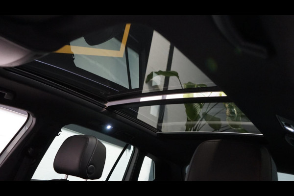 Volkswagen Tiguan 2.0 TSI 3x R-Line AUTOMAAT-360 CAM-ACC-HUD-KEYLESS-LEDER-MEMORY-NAVIGATIE-PANORAMA-VIRTUEEL-TREKHAAK