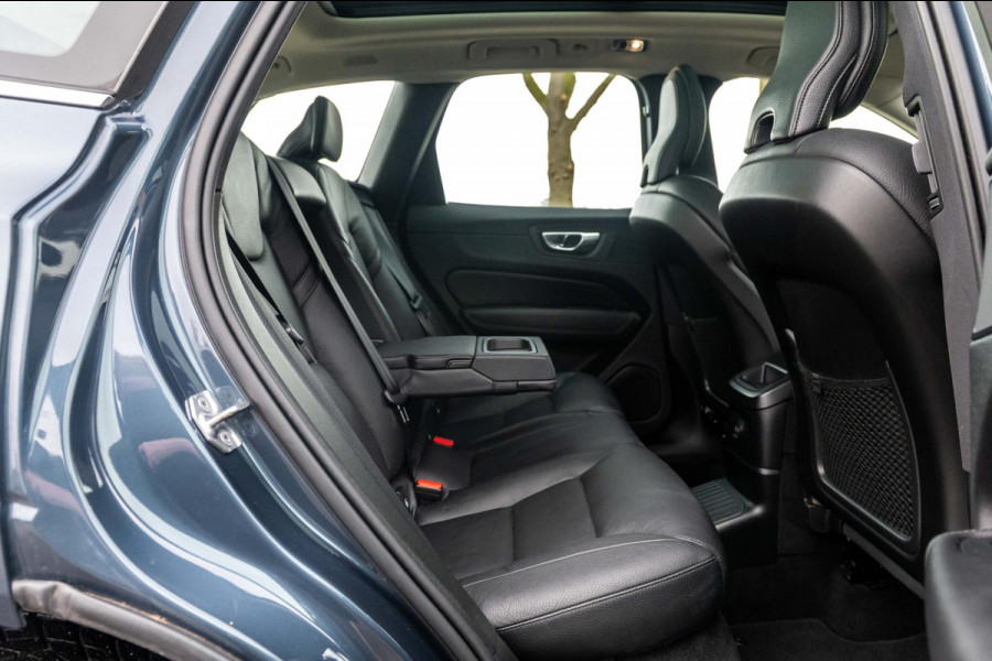 Volvo XC60 2.0 Recharge T8 AWD Inscription SOH 100% I Panoramadak I Leder I Memory I Comfortstoelen I Camera I Led I autopilot I