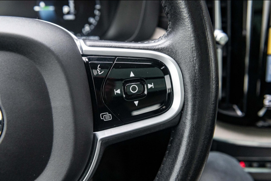 Volvo XC60 2.0 Recharge T8 AWD Inscription SOH 100% I Panoramadak I Leder I Memory I Comfortstoelen I Camera I Led I autopilot I