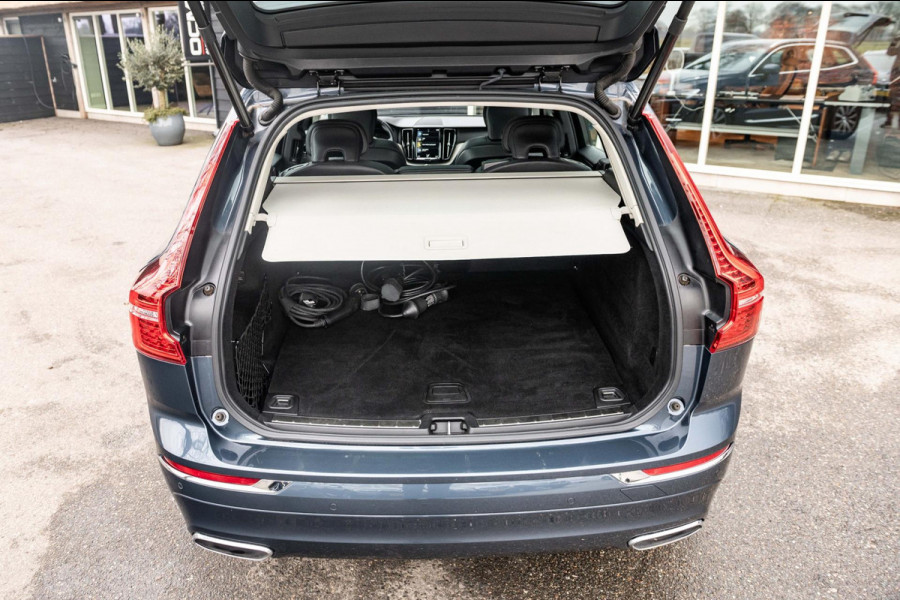 Volvo XC60 2.0 Recharge T8 AWD Inscription SOH 100% I Panoramadak I Leder I Memory I Comfortstoelen I Camera I Led I autopilot I