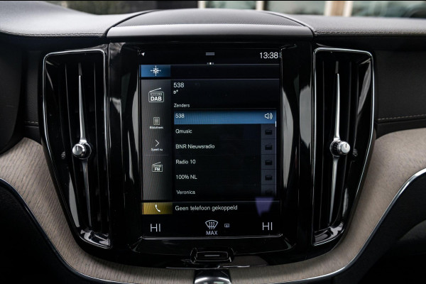 Volvo XC60 2.0 Recharge T8 AWD Inscription SOH 100% I Panoramadak I Leder I Memory I Comfortstoelen I Camera I Led I autopilot I