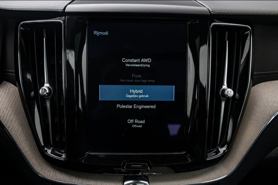 Volvo XC60 2.0 Recharge T8 AWD Inscription SOH 100% I Panoramadak I Leder I Memory I Comfortstoelen I Camera I Led I autopilot I