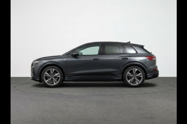 Audi Q4 e-tron S edition 82 kWh 286 pk | Techniekpakket plus | Winterpakket | Trekhaak | Optiekpakket zwart-glanzend |