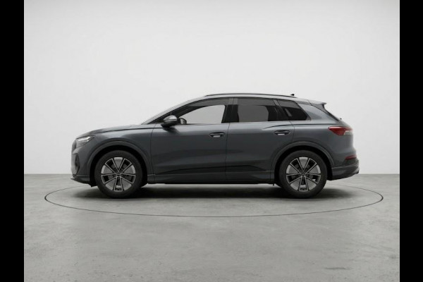Audi Q4 e-tron Advanced edition 63 kWh 204 pk | Techniekpakket plus | Privacy glas | Lichtpakket plus ambient light | Trekhaak |