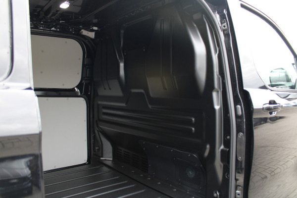 Ford E-Transit Custom 340 L2H1 Limited 71 kWh 218pk | 2x Schuif | DDS LED | 360 Camera | B&O | ACC | Navi | Verwarmd stuurwiel | Elek trekhaak | AGR-s