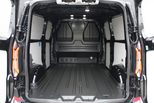 Ford E-Transit Custom 340 L2H1 Limited 71 kWh 218pk | 2x Schuif | DDS LED | 360 Camera | B&O | ACC | Navi | Verwarmd stuurwiel | Elek trekhaak | AGR-s