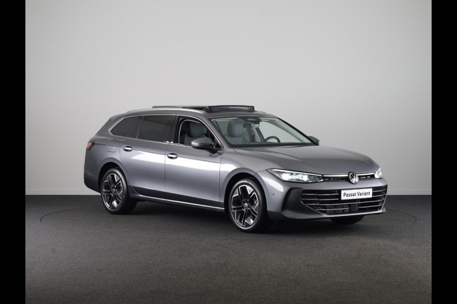 Volkswagen Passat Variant Elegance Business 1.5 eHybrid 150 kW / 204 pk | Private lease vanaf €895 | Panoramaschuif/kanteldak, Lederen interieur, Stoelventilatie en massage
