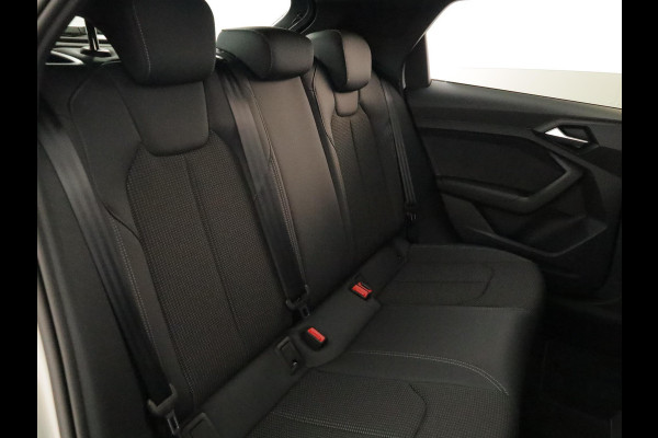 Audi A1 allstreet 30 TFSI Advanced edition 116pk S-tronic | S-line interieur | Navigatie | Adaptieve cruise controle | 17 inch Lichtmetalen velgen | Verlengde garantie