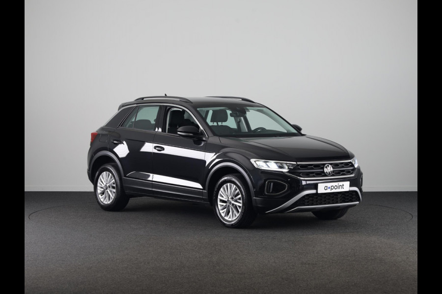 Volkswagen T-Roc 1.5 TSI Life 150 pk Automaat (DSG) | Navigatie via App | Parkeersensoren (Park assist) | Achteruitrijcamera | Autom. airco | Stoelverwarming |