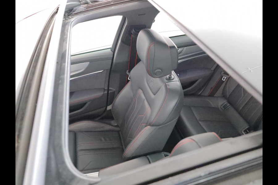 Audi A6 Avant 55 TFSI e quattro Pro Line S Competition 367 pk S-tronic | Navigatie | Panoramadak | Parkeersensoren | Achteruitrijcamera | Lederen bekleding | Stoelverwarming | S-Line |