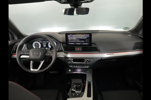 Audi Q5 50 TFSI e S edition Competition 299pk | Panoramadak | Head up Display | Trekhaak | B&O Audio | Elektrisch verstelbare voorstoelen