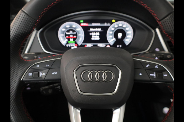 Audi Q5 50 TFSI e S edition Competition 299pk | Panoramadak | Head up Display | Trekhaak | B&O Audio | Elektrisch verstelbare voorstoelen
