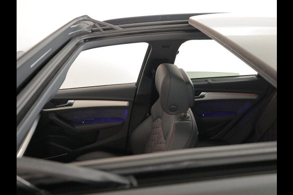 Audi Q5 50 TFSI e S edition Competition 299pk | Panoramadak | Head up Display | Trekhaak | B&O Audio | Elektrisch verstelbare voorstoelen