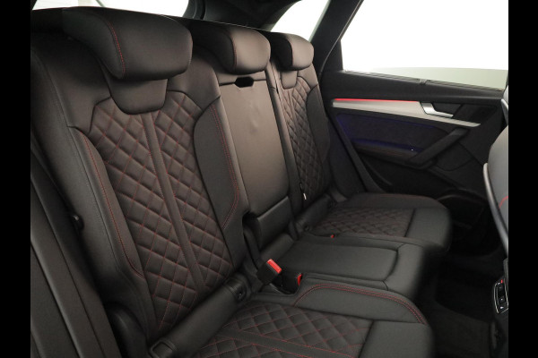 Audi Q5 50 TFSI e S edition Competition 299pk | Panoramadak | Head up Display | Trekhaak | B&O Audio | Elektrisch verstelbare voorstoelen