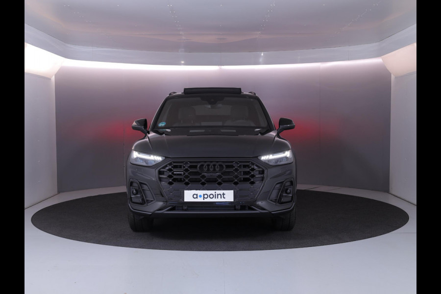 Audi Q5 50 TFSI e S edition Competition 299pk | Panoramadak | Head up Display | Trekhaak | B&O Audio | Elektrisch verstelbare voorstoelen