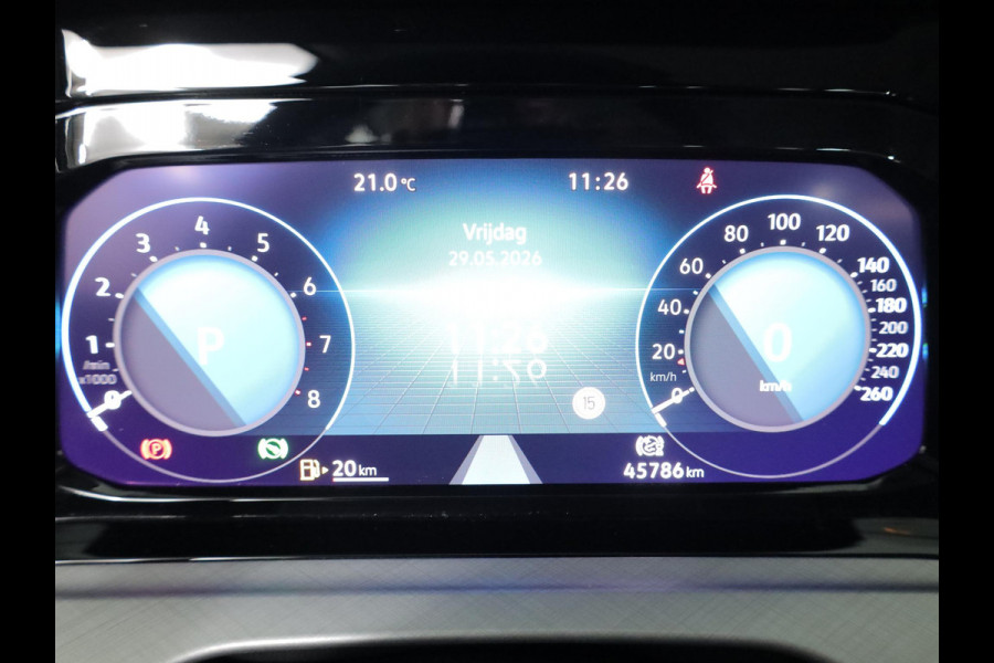 Volkswagen Golf 1.5 eTSI Life VARIANT 150PK DSG | Navigatie | Stoelverwarming | Trekhaak |