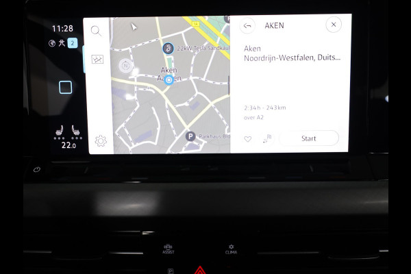 Volkswagen Golf 1.5 eTSI Life VARIANT 150PK DSG | Navigatie | Stoelverwarming | Trekhaak |