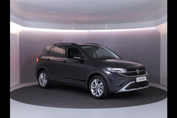 Volkswagen T-Cross 1.0 TSI Life Edition Goal 95PK | Navigatie | Parkeersensoren voor en achter | Stoelverwarming |
