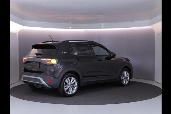 Volkswagen T-Cross 1.0 TSI Life Edition Goal 95PK | Navigatie | Parkeersensoren voor en achter | Stoelverwarming |
