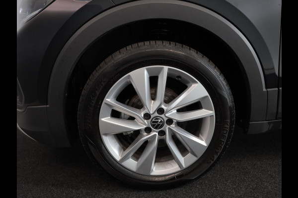 Volkswagen T-Cross 1.0 TSI Life Edition Goal 95PK | Navigatie | Parkeersensoren voor en achter | Stoelverwarming |