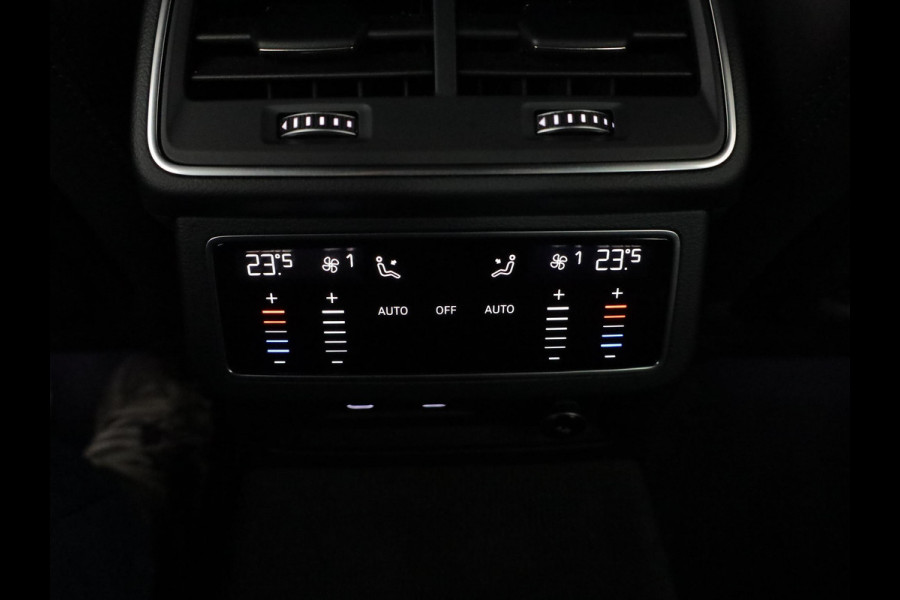 Audi A6 Avant 55 TFSI e quattro S edition Competition 367 pk S-tronic | Verlengde garantie | Navigatie | Panoramadak | Trekhaak (wegklapbaar) | Parkeersensoren (Park assist) | Rondomzicht camera | Lederen bekleding | S-Line |