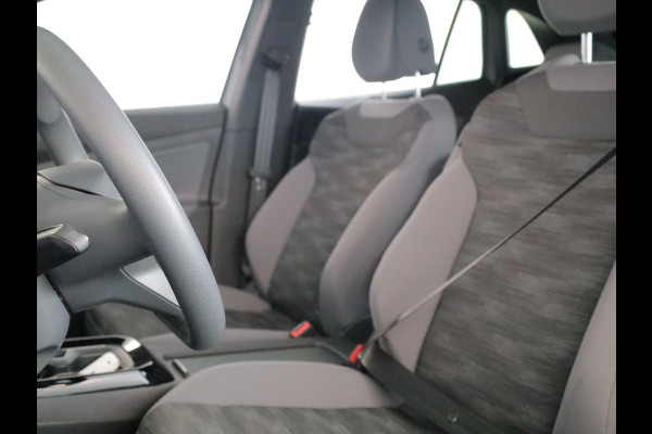 Volkswagen ID.4 Pro 77 kWh 204 PK | Navigatie | Keyless entry | Matrix koplampen | Parkeercamera |