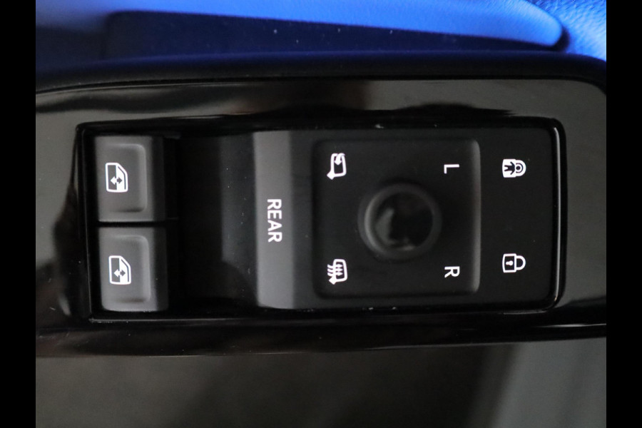 Volkswagen ID.4 Pro 77 kWh 204 PK | Navigatie | Keyless entry | Matrix koplampen | Parkeercamera |