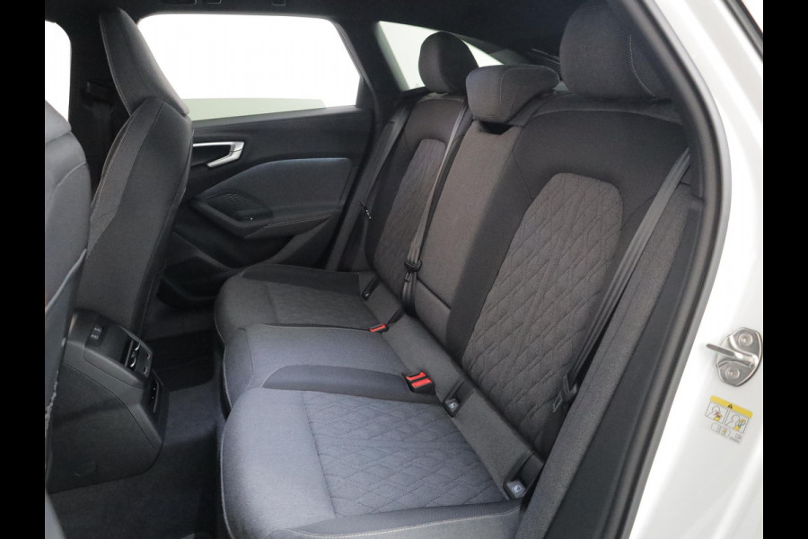 Audi A5 Avant 2.0 e-hybrid quattro S edition 299 pk S-tronic | Verlengde garantie | Navigatie | Parkeersensoren (Park assist) | Rondomzicht camera | Matrix LED koplampen | S-Line |