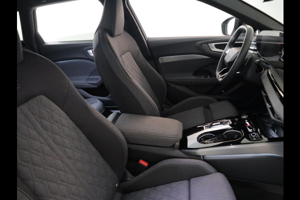 Audi A5 Avant 2.0 e-hybrid quattro S edition 299 pk S-tronic | Verlengde garantie | Navigatie | Parkeersensoren (Park assist) | Rondomzicht camera | Matrix LED koplampen | S-Line |