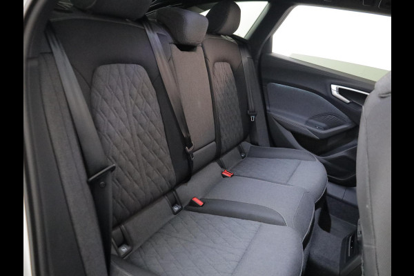Audi A5 Avant 2.0 e-hybrid quattro S edition 299 pk S-tronic | Verlengde garantie | Navigatie | Parkeersensoren (Park assist) | Rondomzicht camera | Matrix LED koplampen | S-Line |