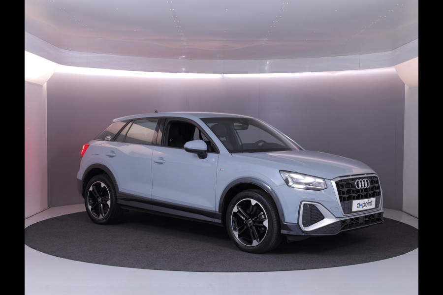 Audi Q2 35 TFSI S Edition 150 pk S-tronic | Navigatie | Trekhaak | Parkeersensoren achter | Matrix LED koplampen | S-Line |