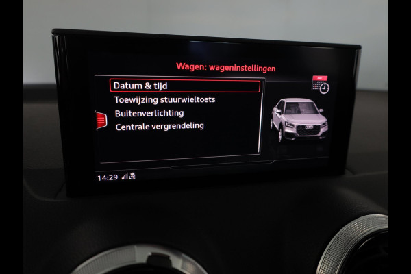 Audi Q2 35 TFSI S Edition 150 pk S-tronic | Navigatie | Trekhaak | Parkeersensoren achter | Matrix LED koplampen | S-Line |