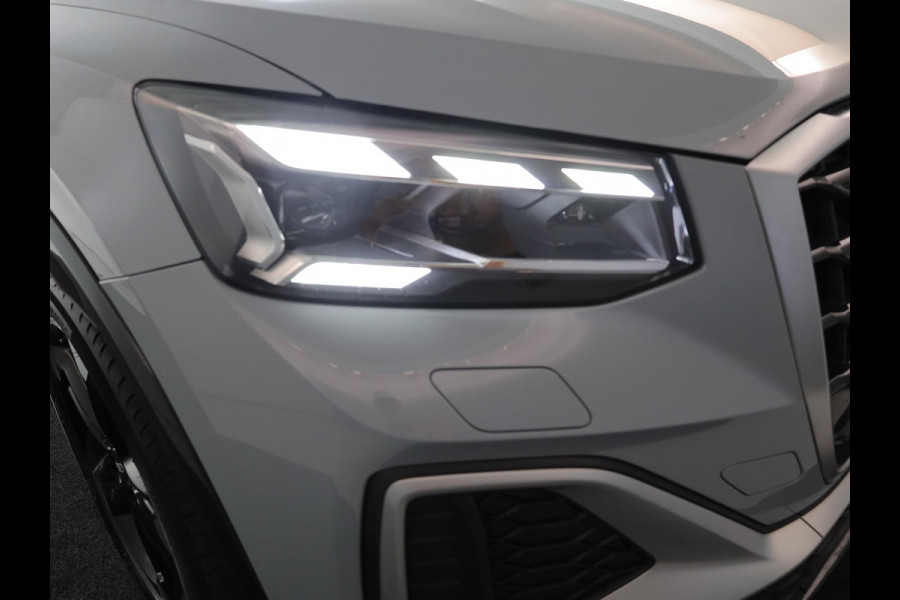 Audi Q2 35 TFSI S Edition 150 pk S-tronic | Navigatie | Trekhaak | Parkeersensoren achter | Matrix LED koplampen | S-Line |