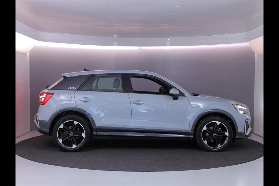 Audi Q2 35 TFSI S Edition 150 pk S-tronic | Navigatie | Trekhaak | Parkeersensoren achter | Matrix LED koplampen | S-Line |