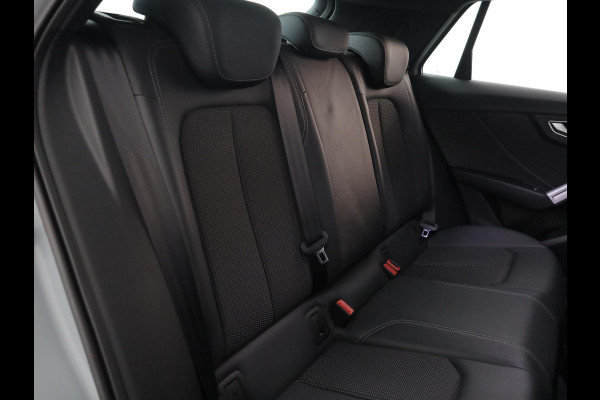 Audi Q2 35 TFSI S Edition 150 pk S-tronic | Navigatie | Trekhaak | Parkeersensoren achter | Matrix LED koplampen | S-Line |