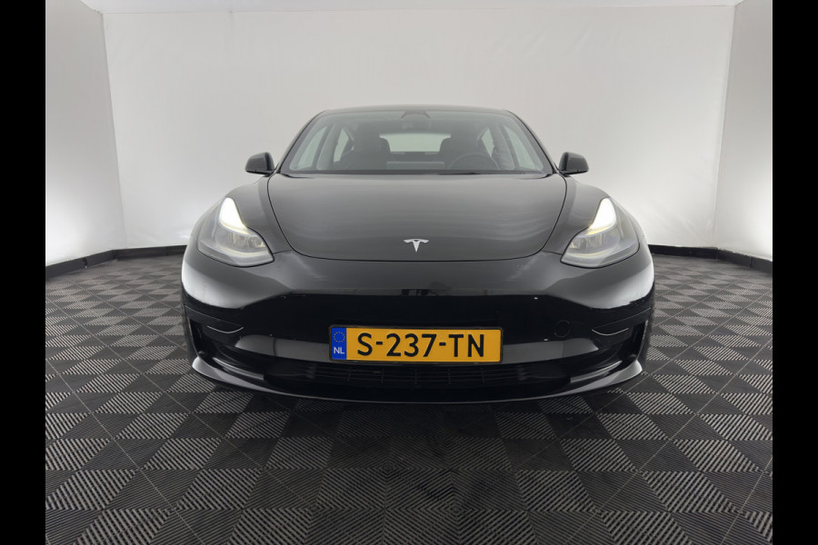 Tesla Model 3 Standard RWD Plus 60 kWh [3-Fase-11kW] {SoH-90%} (INCL-BTW) Aut. *PANO | AUTOPILOT | LEATHER | KEYLESS | FULL-LED | MEMORY-PACK | TOPVIEW | DAB | CARPLAY | DIGI-COCKPIT | LANE-ASSIST | HEATED- COMFORTSEATS | 19"ALU*