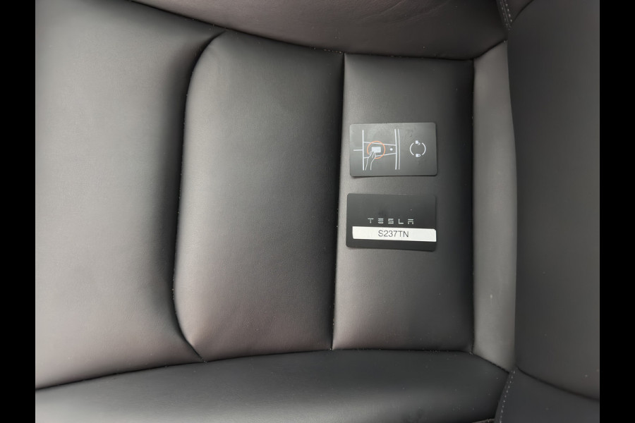 Tesla Model 3 Standard RWD Plus 60 kWh [3-Fase-11kW] {SoH-90%} (INCL-BTW) Aut. *PANO | AUTOPILOT | LEATHER | KEYLESS | FULL-LED | MEMORY-PACK | TOPVIEW | DAB | CARPLAY | DIGI-COCKPIT | LANE-ASSIST | HEATED- COMFORTSEATS | 19"ALU*