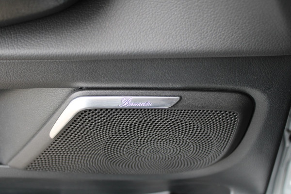 Mercedes-Benz Eqv 300 L2 / AMG / Luchtvering / Panorama / 7-Persoons / Burmester / Vol Opties / NIEUWSTAAT